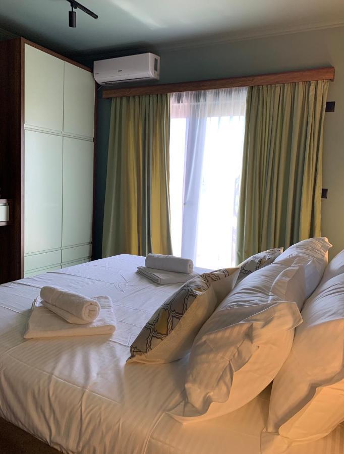 Bluetique Apartments Himara Ngoại thất bức ảnh